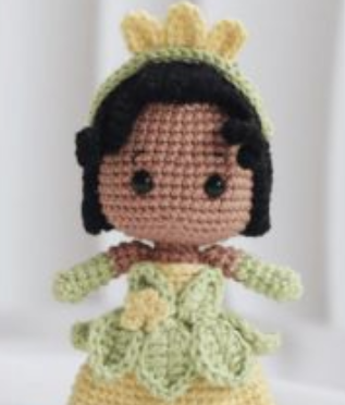 moc-khoa-len-handmade-trang-tri-balo